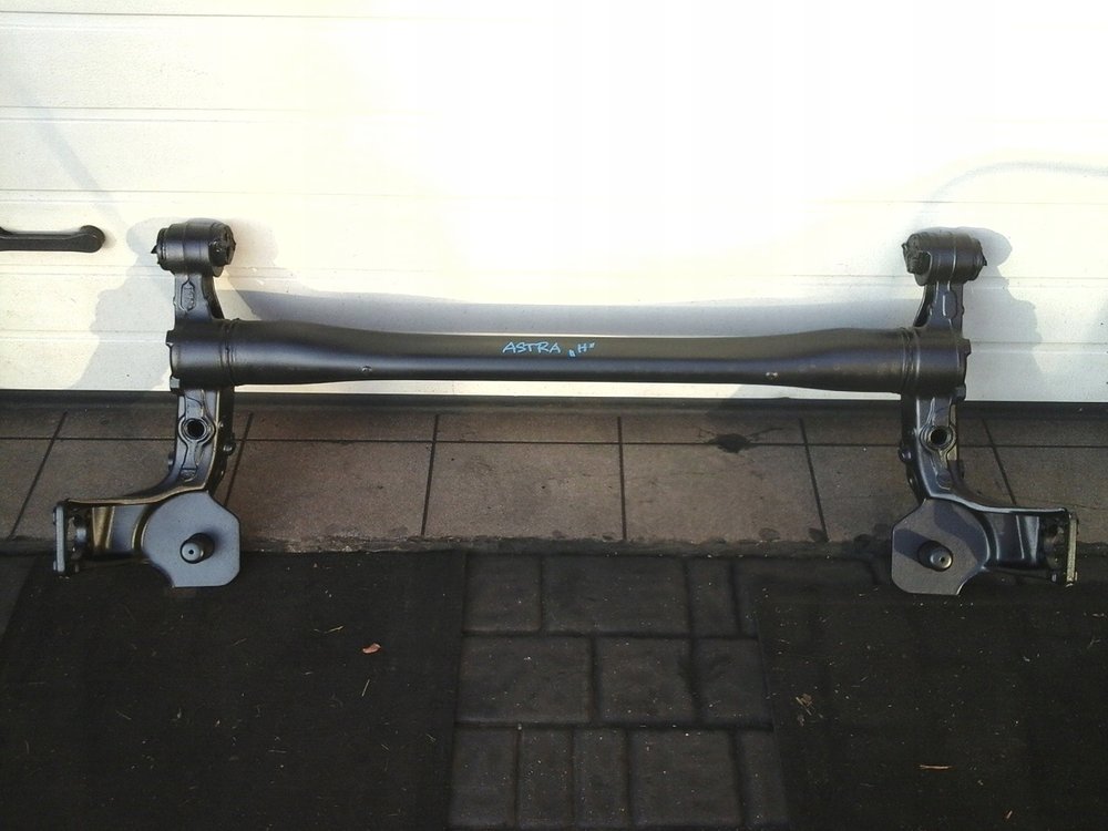 8. подвеска опель астра h седан. задняя балка опель астра h. балка опель астра н. Opel astra h балка.