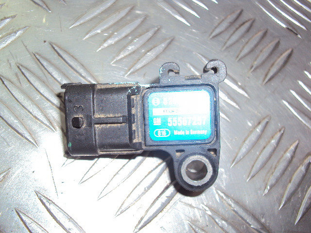 3829. Датчик абсолютного давления газель 4216. 393002b000 датчик. Датчик абсолютного давления 4216 евро 4. Датчик 0 261 230 217 уаз патриот.