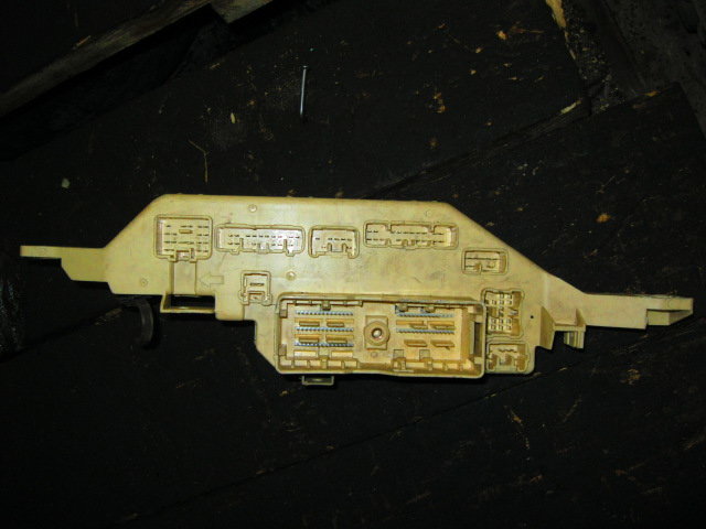 блок предохранителей toyota land cruiser 100 дизель. предохранитель toyota land cruiser 100. предохранители toyota land cruiser 100. предохранители toyota land cruiser 100. блок предохранителей салонный лэнд крузер 100.