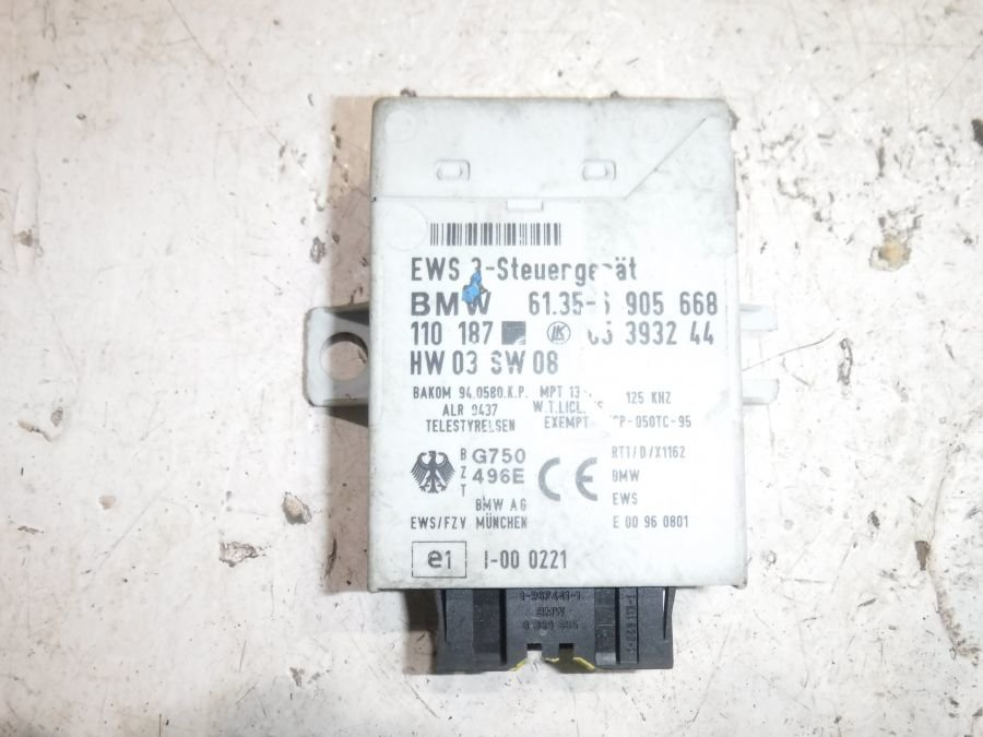 Блок управления бмв 3. Блок управления раздатки w218. Многофункциональный блок управления bmw e46. Блок управления vvt bmw e90 n46b20. Bmw e46 блок gbe.