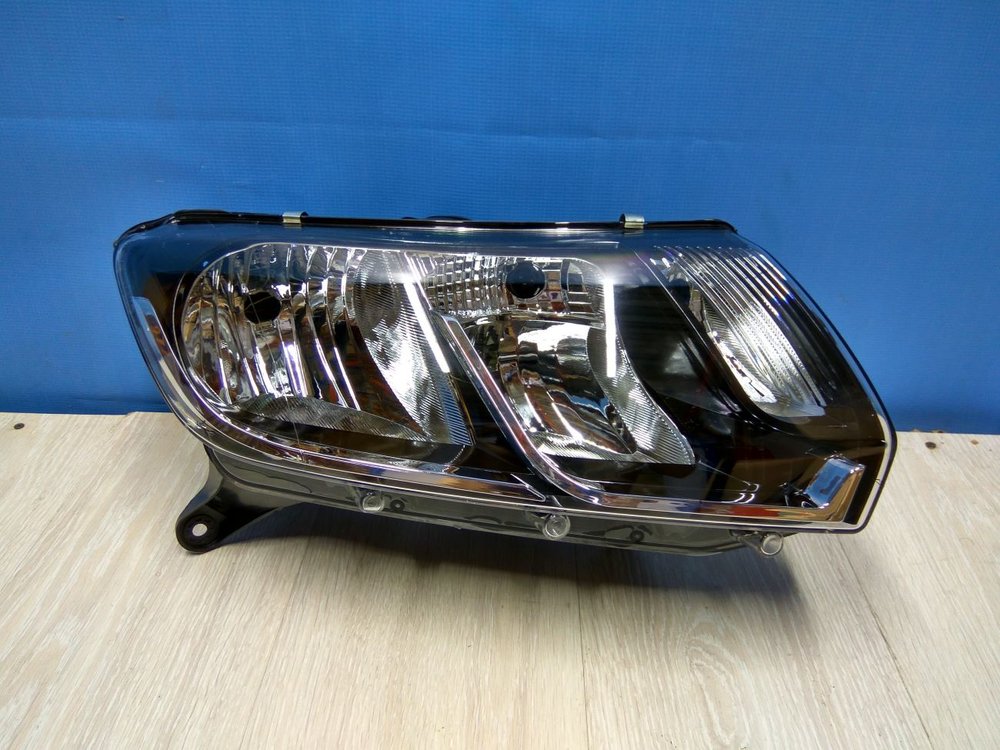 Фара рено логан 2. Фара правая рено логан 2018г. Фары логан 2 артикул. 676512. Фара рено логан фаза 2.