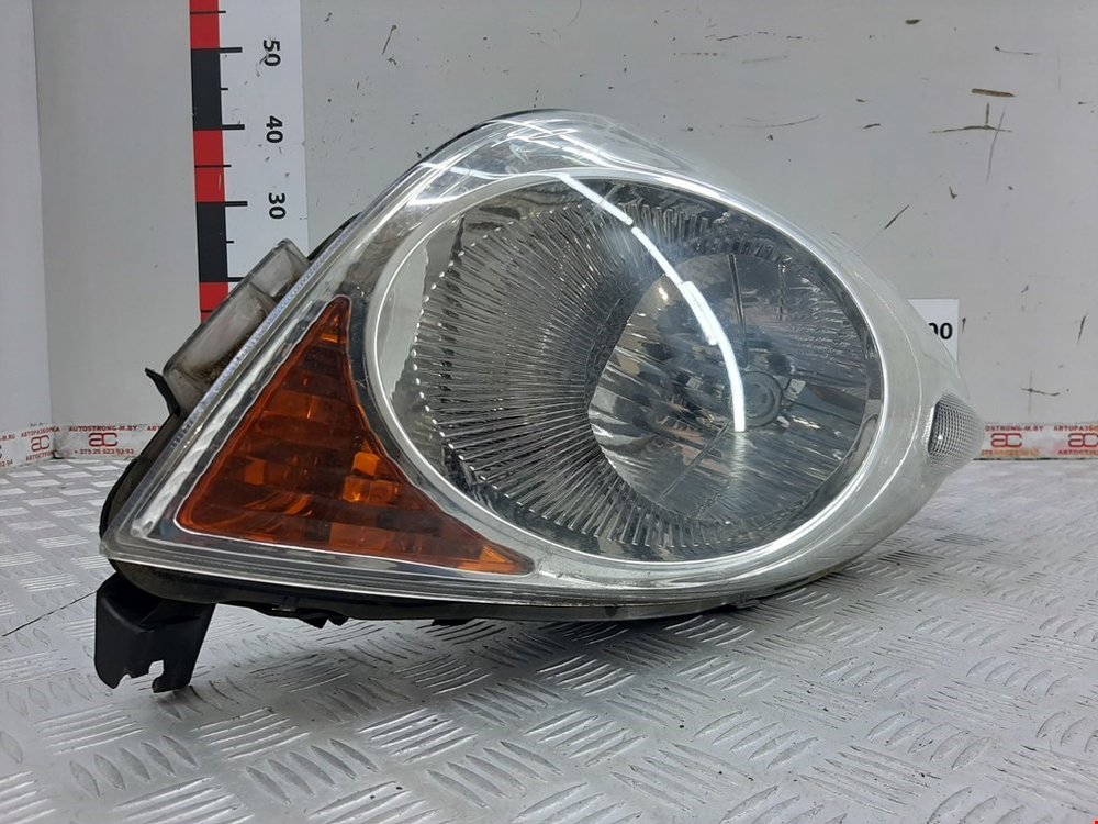 Фары nissan note. Стекло фары ниссан note. Ниссан нотеe12 линзы в фарах. Фара ниссан ноут 2008. Фара ниссан ноут 2006.