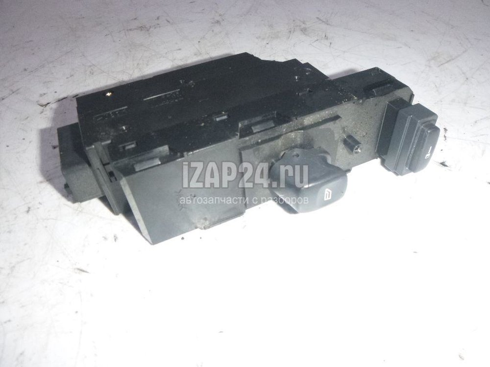 Кнопка стеклоподъемника Volvo XC90 (2002 - 2015) купить бу по цене 1540 ...