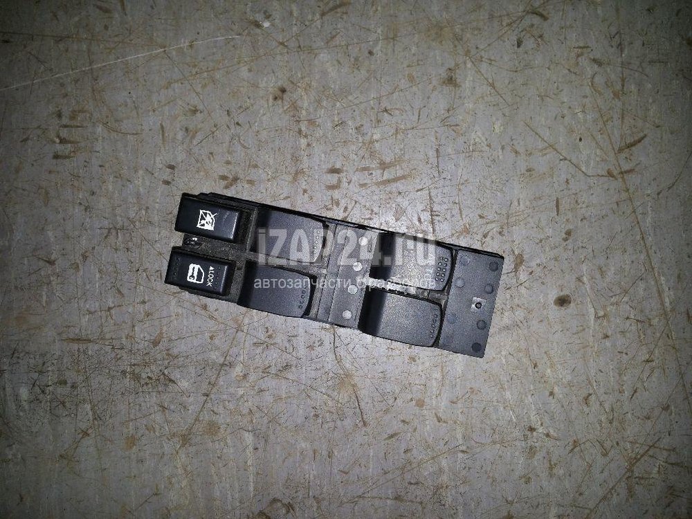 Блок стеклоподъемников сузуки. Блок управления стеклоподъемниками сузуки эскудо td52w. Блок управления стеклоподъемниками сузуки лиана. Блок управления стеклоподъёмниками сузуки джимни. Блок управления стеклоподъёмниками сузуки эскудо 2002.