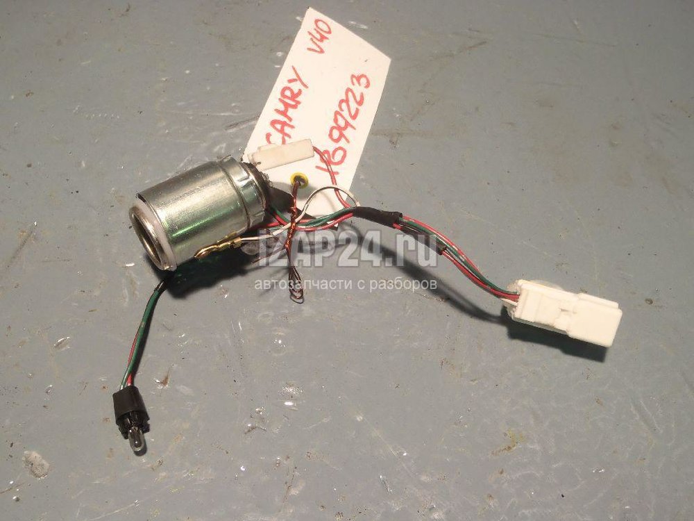 Как снять прикуриватель тойота камри 8550033050 Прикуриватель Toyota Camry V40 (2006 - 2011) купить бу Z7288868 - iZA