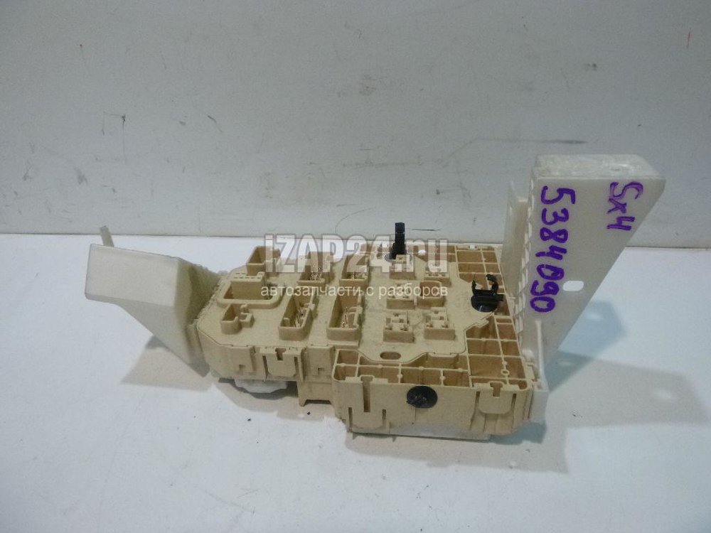 Блок предохранителей sx4. Блок предохранителей suzuki sx4 2008. Крышка блока предохранителей suzuki sx4. Блок предохранителей suzuki sx4 2011. Блок предохранителей сузуки sx4.