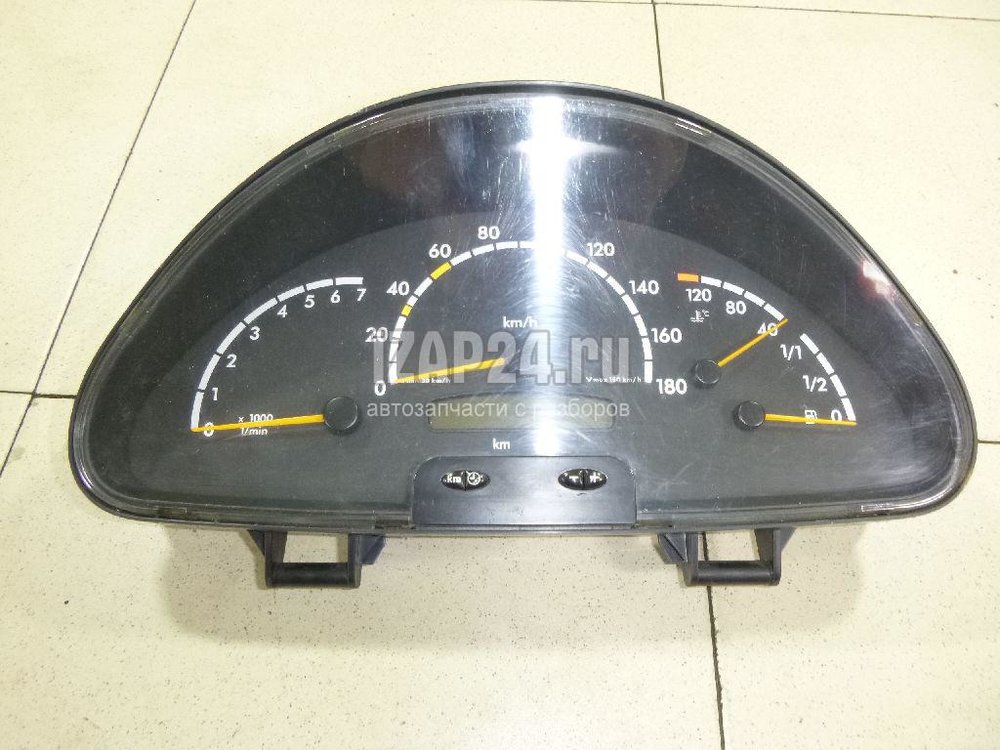 Приборка мерседес спринтер классик. Щиток приборов спринтер 901. Панель приборов спринтер классик. Панель приборов спринтер классик. Панель приборов спринтер 2014 г.