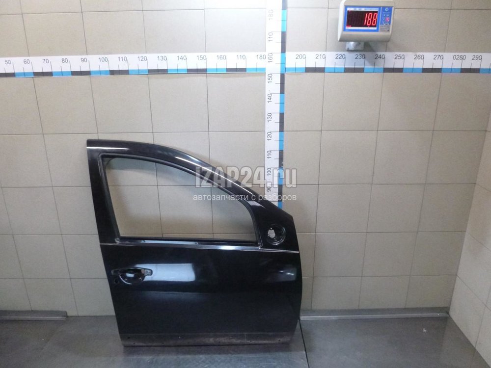 дверь передняя правая рено сандеро 1. двери правые рено сандеро. 821006948r. двери правые рено сандеро. рено сандеро дверь левая 1 передняя.