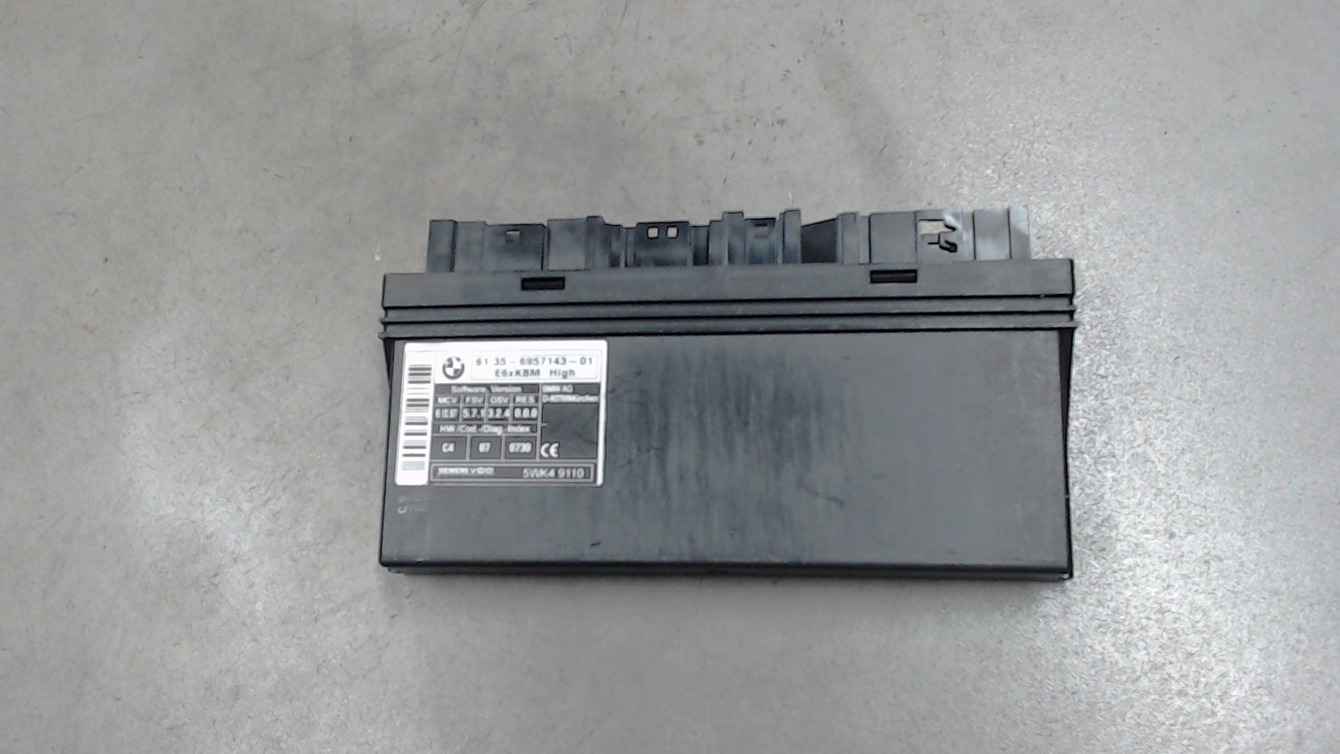 Блок комфорта бмв е60 где находится 61.35695714301 Блок комфорта BMW 5 E60 2003-2009 2005 61.35-6957143-01 купить бу
