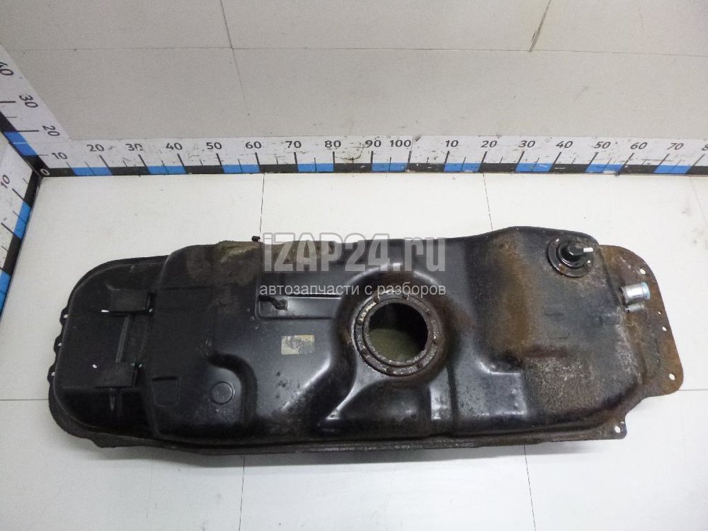 Топливный бак санг енг кайрон дизель 2. Топливный бак ssangyong actyon. Бак топливный актион бензин. Топливный бак ssangyong actyon. Топливный бак ssangyong actyon.