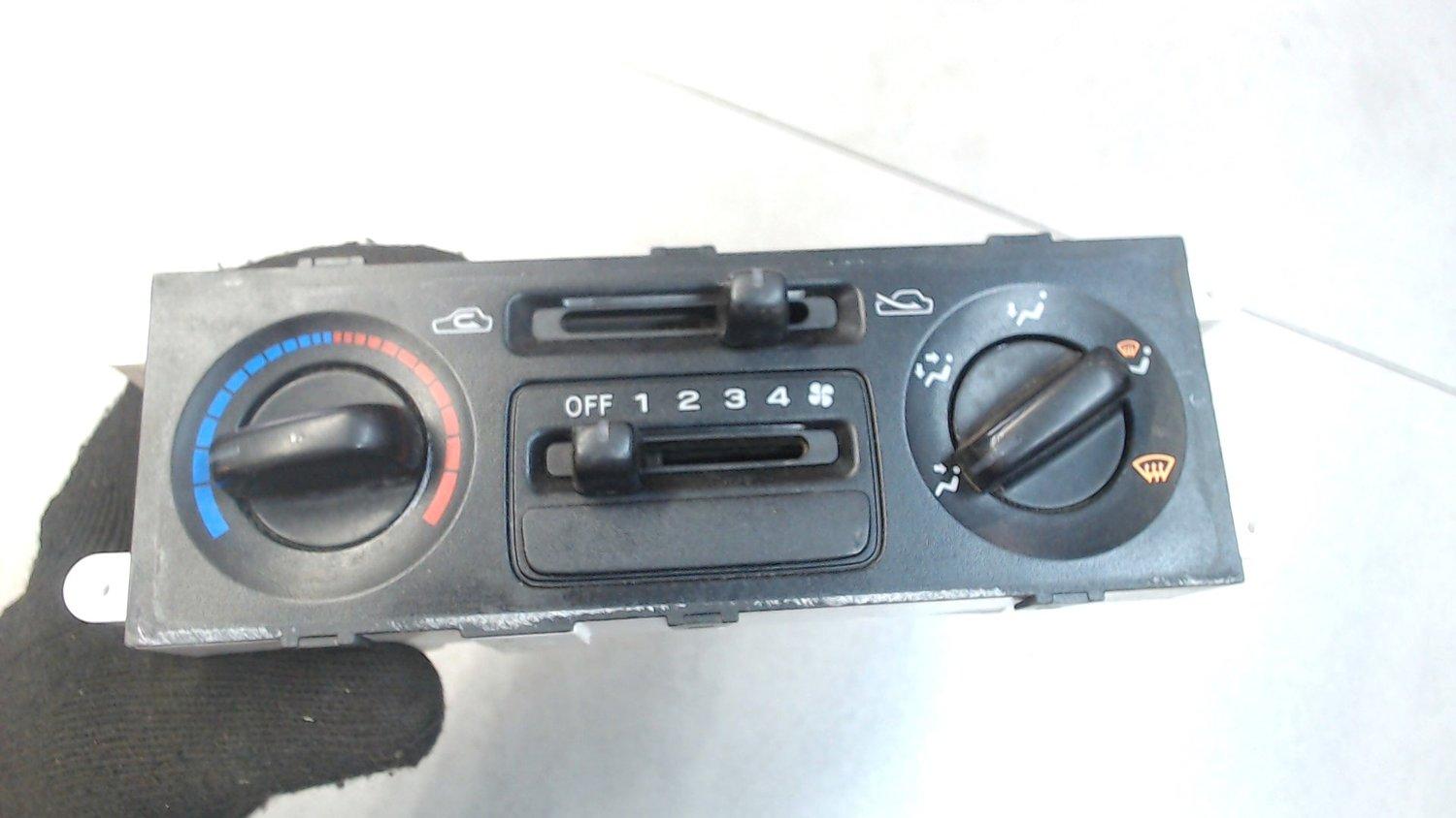72311FC020 Переключатель отопителя (печки) Subaru Forester (S10) 1998 ...
