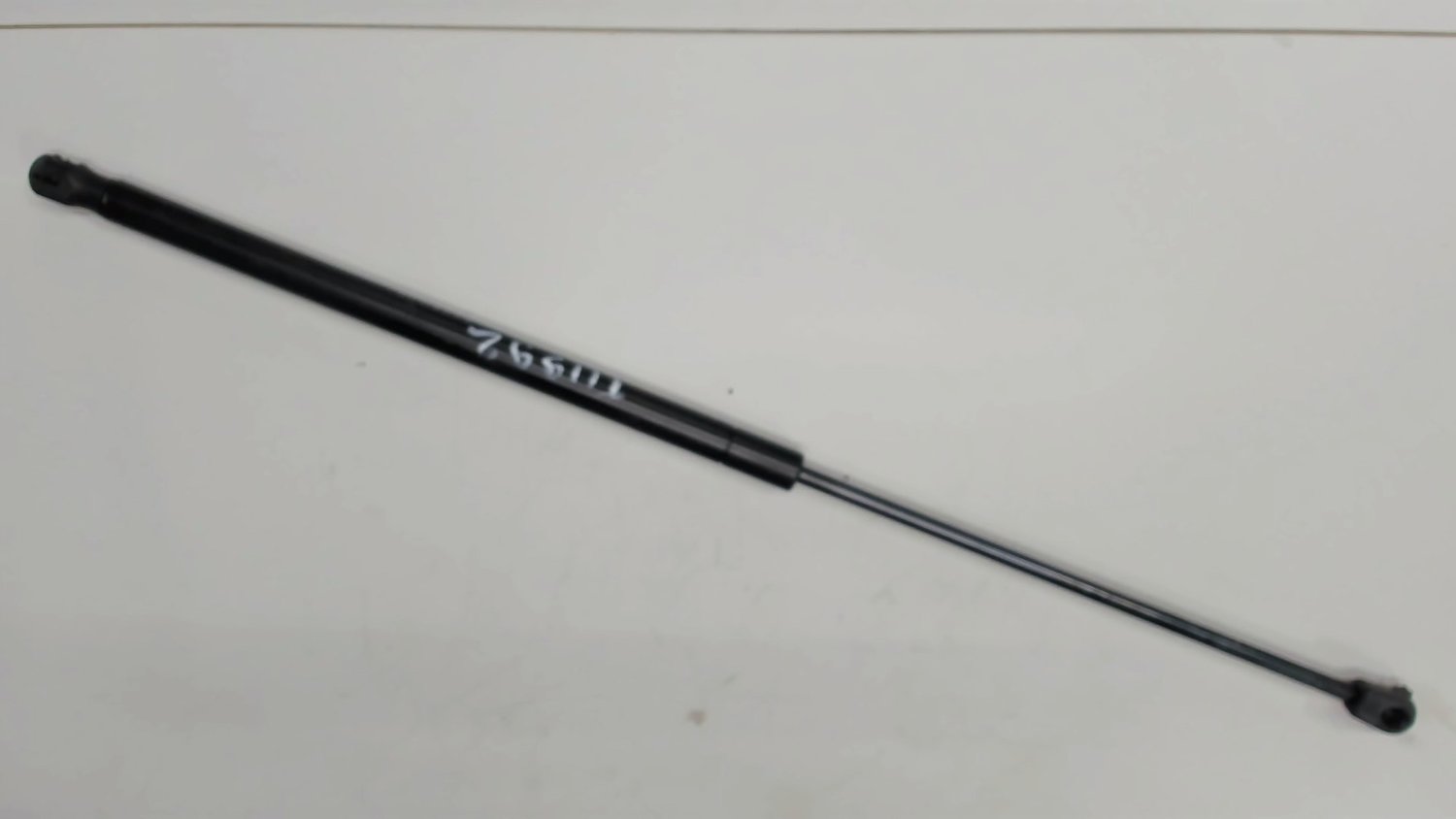 Рено сценик амортизатор багажника. Амортизатор крышки багажника renault koleos. Рено сценик амортизатор багажника. Рено сценик амортизатор багажника. Рено сценик амортизатор багажника.