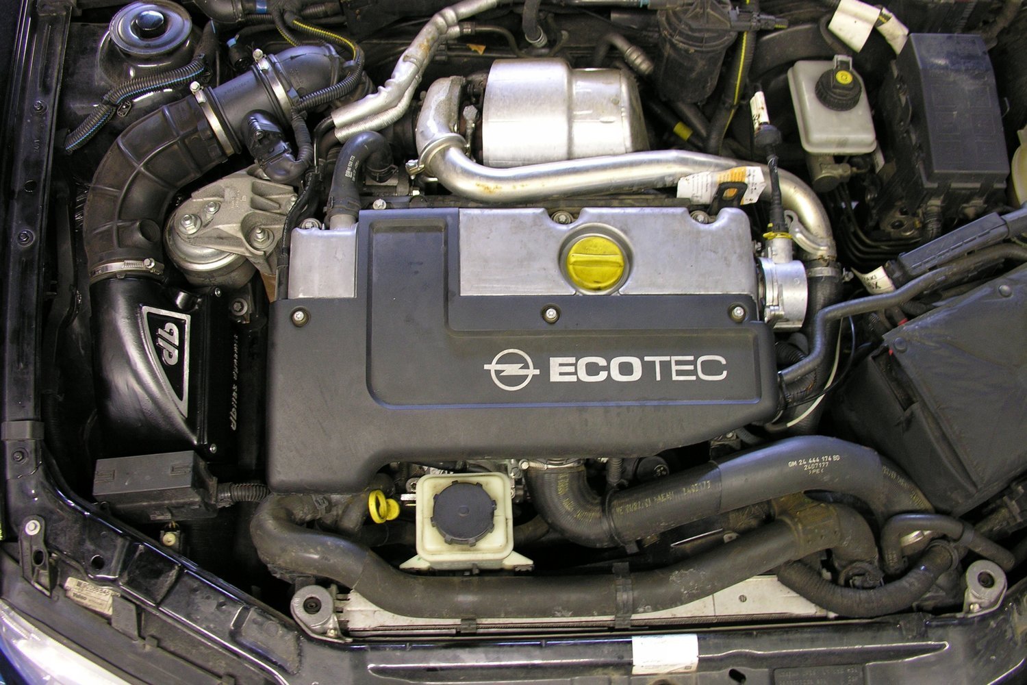 Opel vectra c двигателя. Двигатель Опель Вектра а 2.0. Опель Vectra b x20dth. Опель Вектра мотор 2.2. Опель Вектра с 2.2 дизель.
