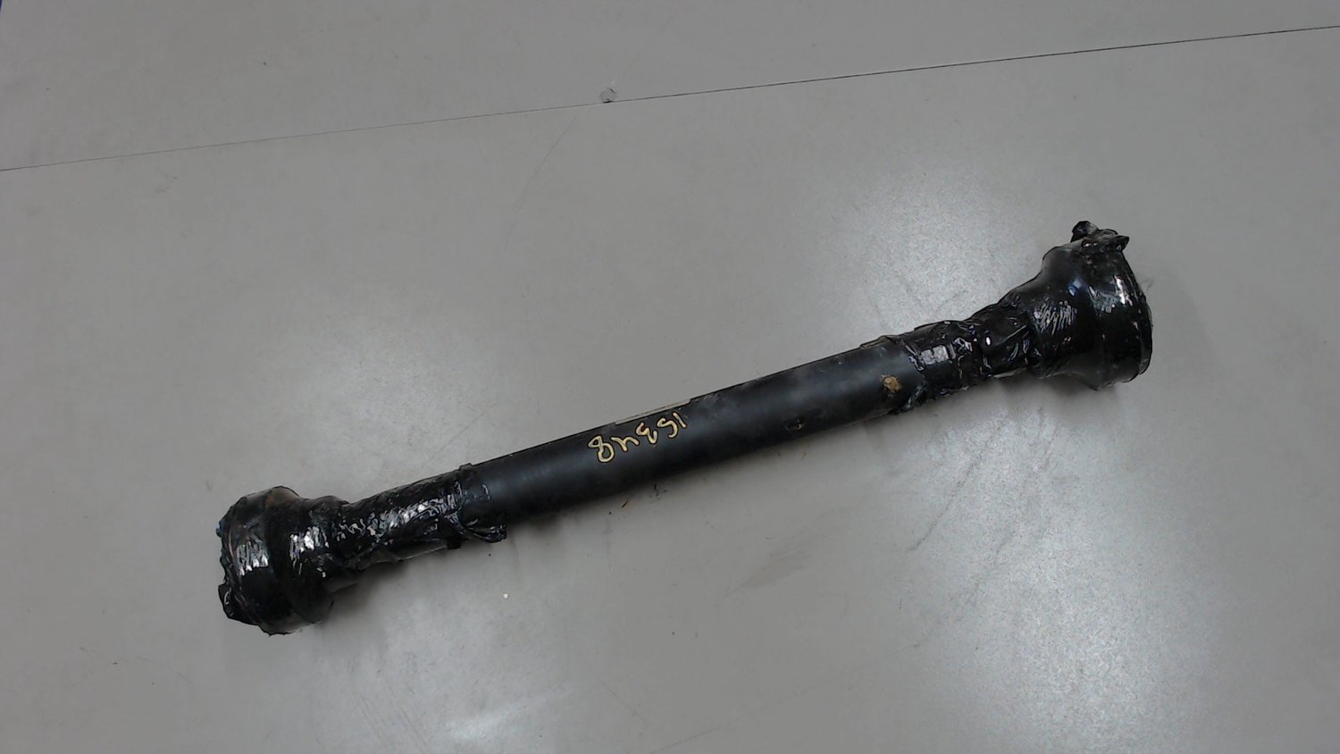 Кардана д. Вал карданный д395а-0115000 38829401 чсдм. Карданный вал компас 3д. Карданный вал со сдвоенной крестовиной. Ремкомплект переднего кардана мерседес.