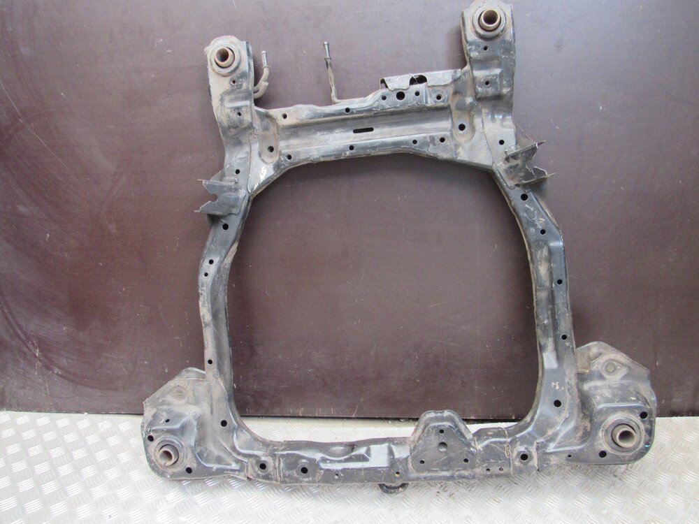 подрамник hyundai santa fe