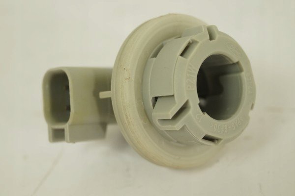 Патрон лампы задний форд фокус 2. Патрон поворотника форд фокус 2 дорестайлинг. 4425186 ford. Цоколь фонаря заднего форд фокус 2. Патрон форд фокус 2 хэтчбек стоп.